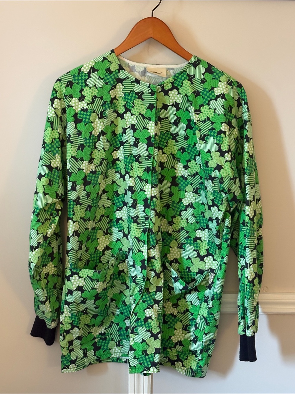 Tafford Green Shamrock Scrub Jacket